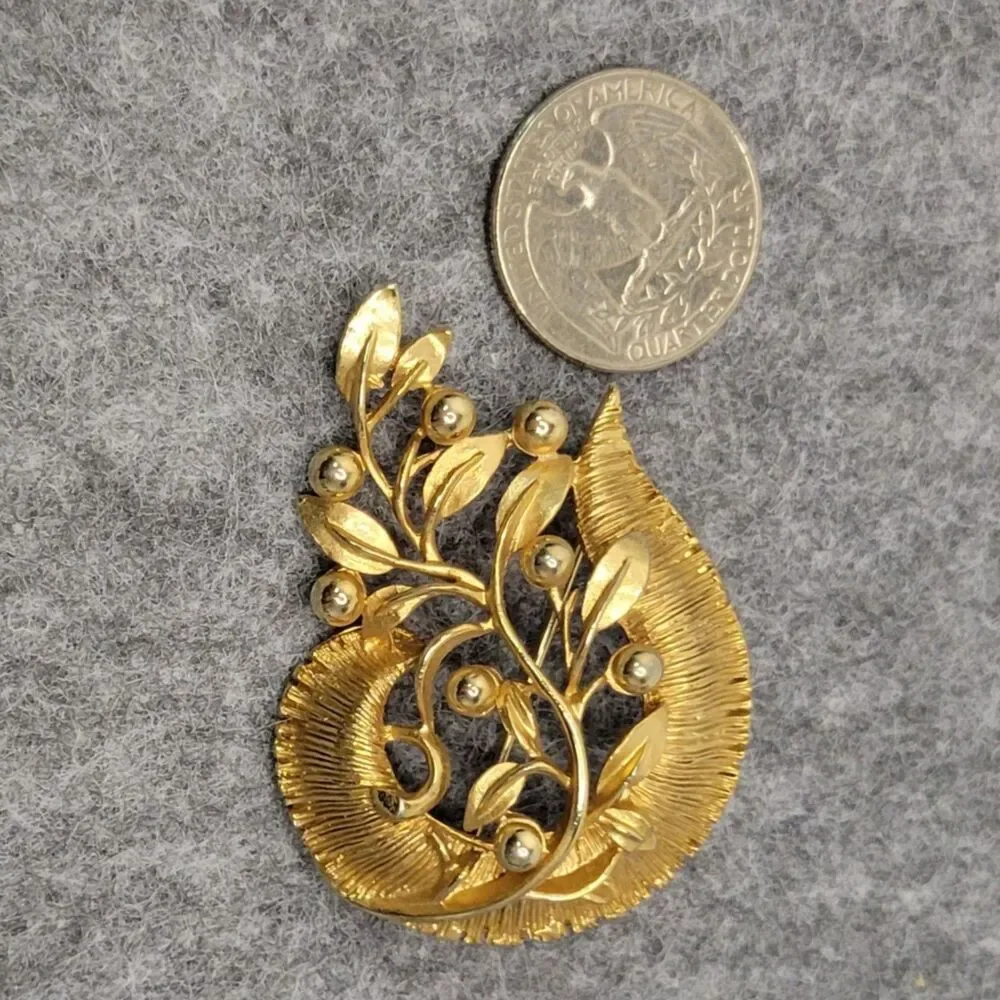 Vtg Brooch